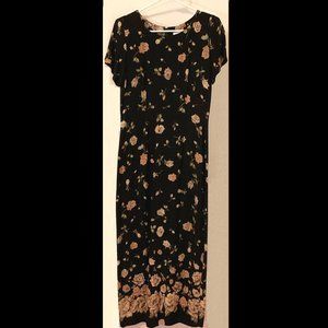 Ladies Black Floral Maxi-Dress